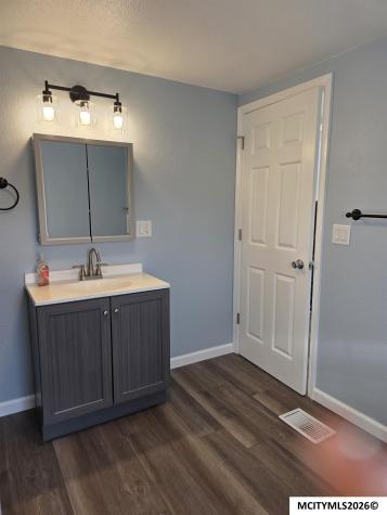 326 14th Street NW Mason City IA 50401