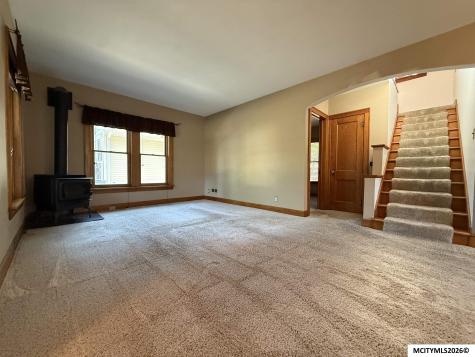206 S Rhode Island Avenue Mason City IA 50401