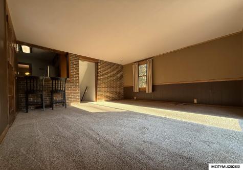 206 S Rhode Island Avenue Mason City IA 50401