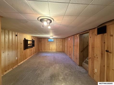 206 S Rhode Island Avenue Mason City IA 50401