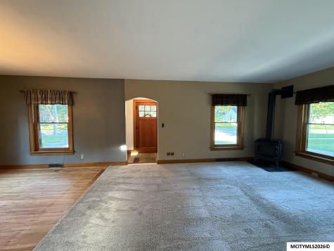 206 S Rhode Island Avenue Mason City IA 50401