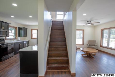 716 1st Avenue NE Hampton IA 50441