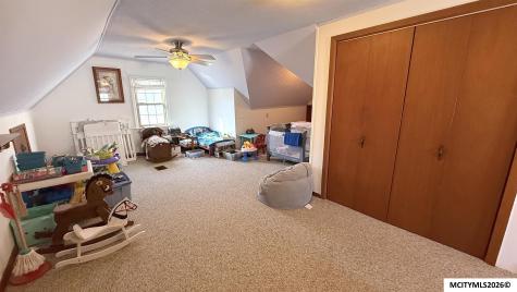 209 S Tennessee Mason City IA 50401