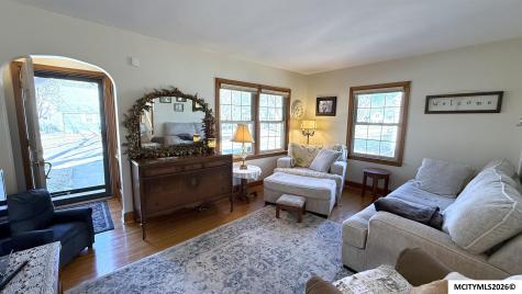 209 S Tennessee Mason City IA 50401