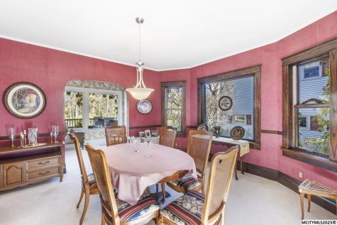 125 N Crescent Drive Mason City IA 50401