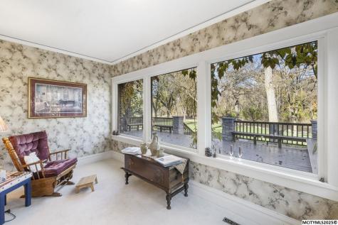 125 N Crescent Drive Mason City IA 50401