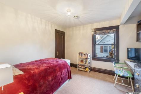 125 N Crescent Drive Mason City IA 50401