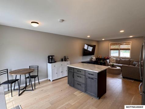 1232 N Rhode Island Mason City IA 50401