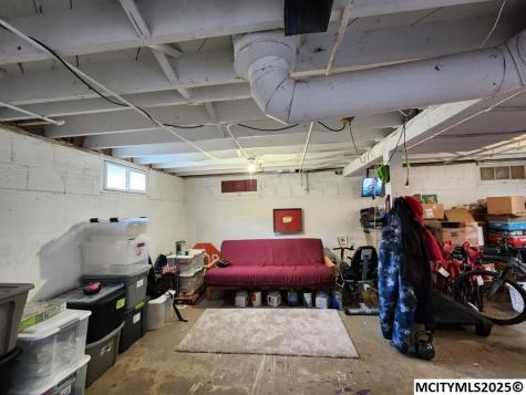 1306 N Rhode Island Mason City IA 50401