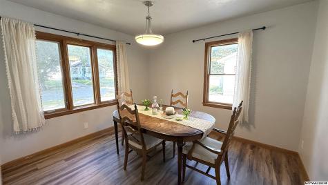 807 10th NE Mason City IA 50401