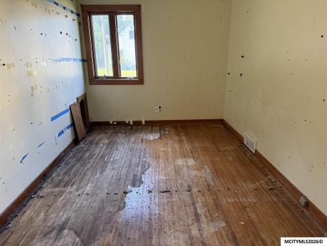 1534 N Rhode Island Mason City IA 50401
