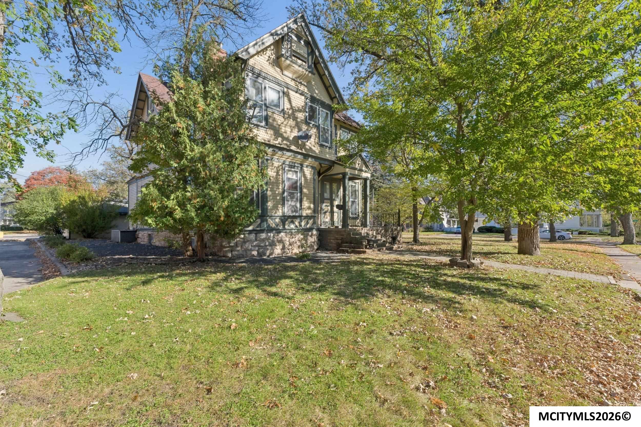 324 2nd Street SE Mason City IA 50401