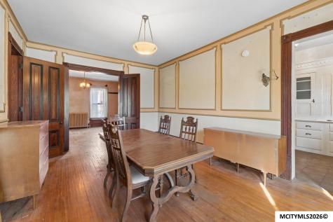 324 2nd Street SE Mason City IA 50401