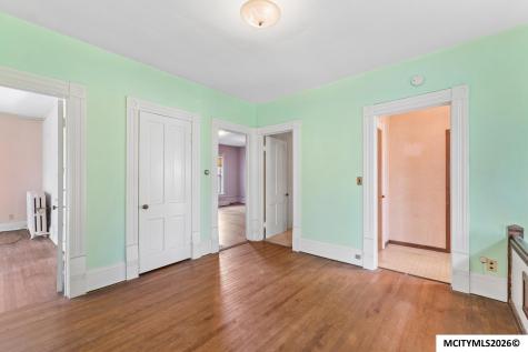 324 2nd Street SE Mason City IA 50401