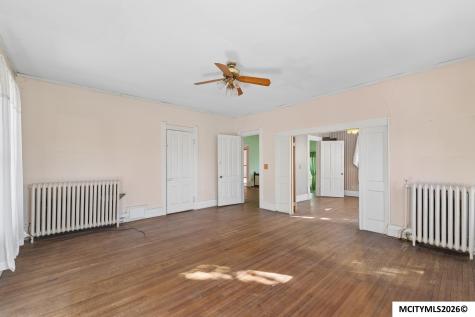 324 2nd Street SE Mason City IA 50401