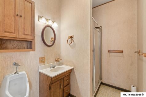 324 2nd Street SE Mason City IA 50401