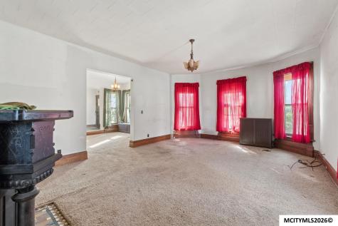 324 2nd Street SE Mason City IA 50401