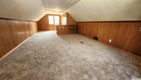 212 S Ohio Mason City IA 50401