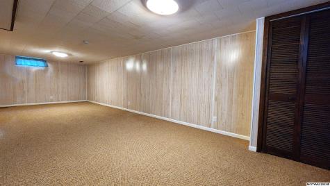 212 S Ohio Mason City IA 50401