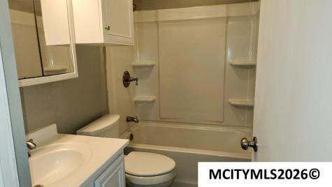 708 16th SE Mason City IA 50401