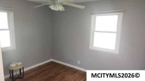 708 16th SE Mason City IA 50401
