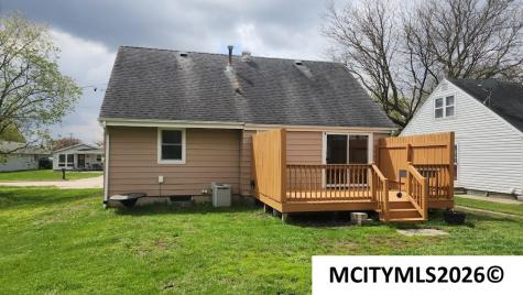 708 16th SE Mason City IA 50401