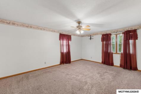 1304 S Virginia Avenue Mason City IA 50401