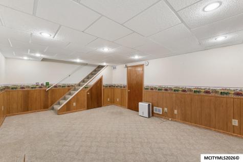 1304 S Virginia Avenue Mason City IA 50401