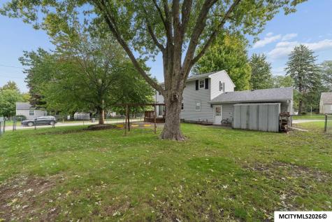 1304 S Virginia Avenue Mason City IA 50401