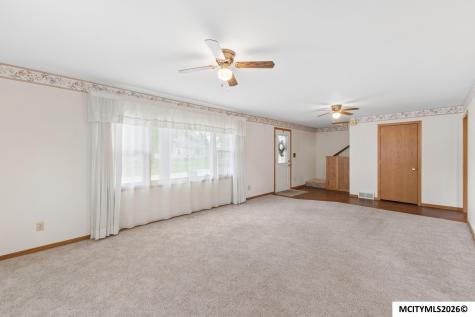 1304 S Virginia Avenue Mason City IA 50401