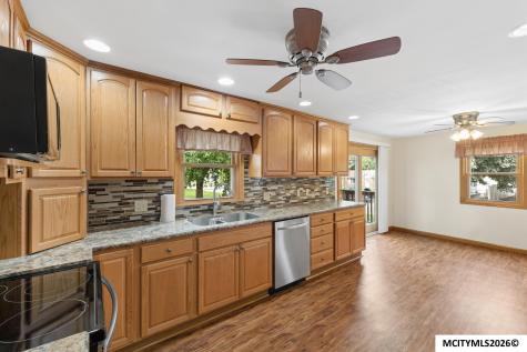 1304 S Virginia Avenue Mason City IA 50401