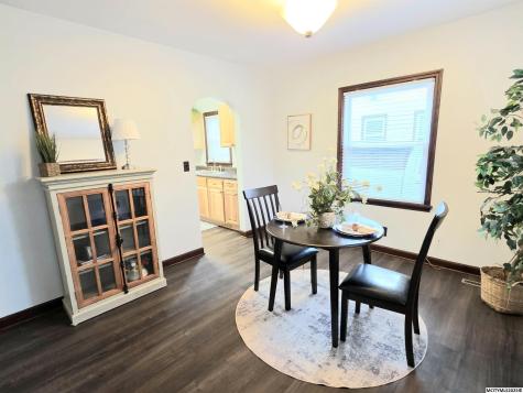 635 10th NE Mason City IA 50401