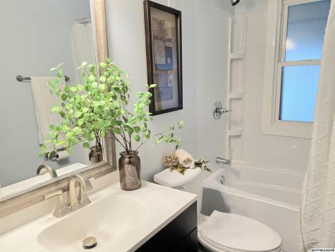 635 10th NE Mason City IA 50401