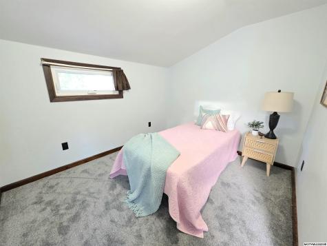 635 10th NE Mason City IA 50401