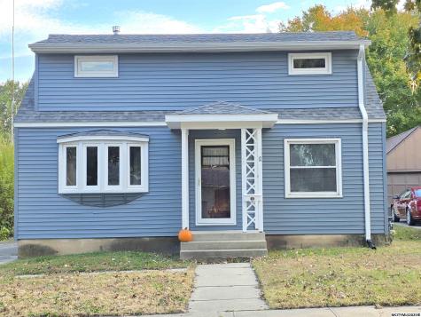 635 10th NE Mason City IA 50401