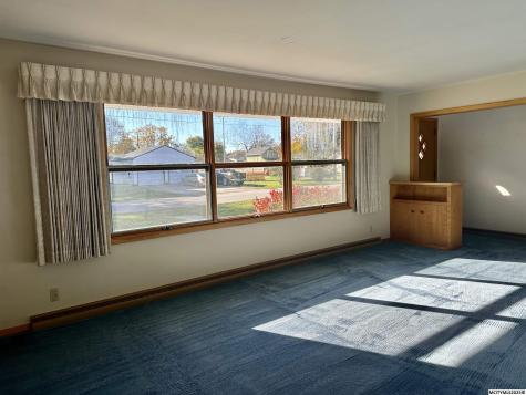 810 6th Avenue N Northwood IA 50459