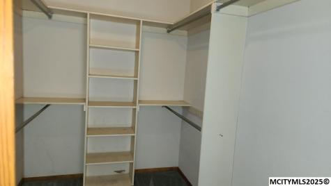 61 N Yorktown Pike Mason City IA 50401