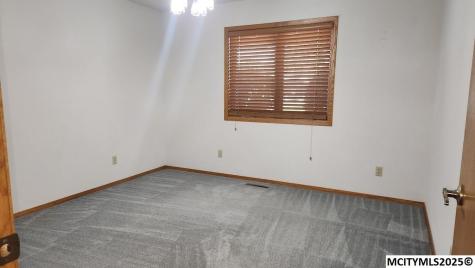 61 N Yorktown Pike Mason City IA 50401