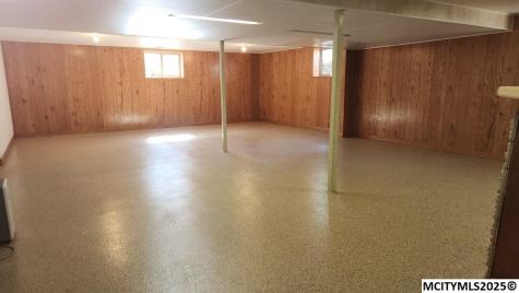 61 N Yorktown Pike Mason City IA 50401