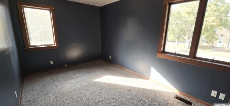 446 W O Street Forest City IA 50436