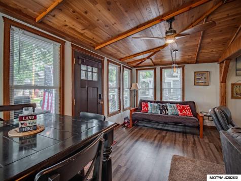 117 4th Avenue N Clear Lake IA 50428