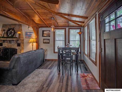 117 4th Avenue N Clear Lake IA 50428