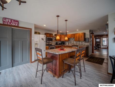 117 4th Avenue N Clear Lake IA 50428