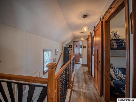 117 4th Avenue N Clear Lake IA 50428