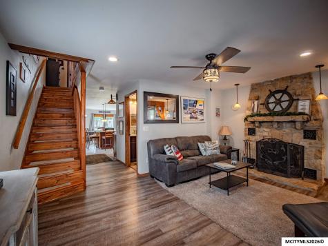 117 4th Avenue N Clear Lake IA 50428