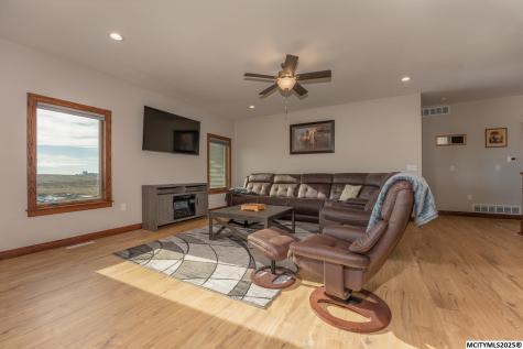 605 Bedford Street Clear Lake IA 50428