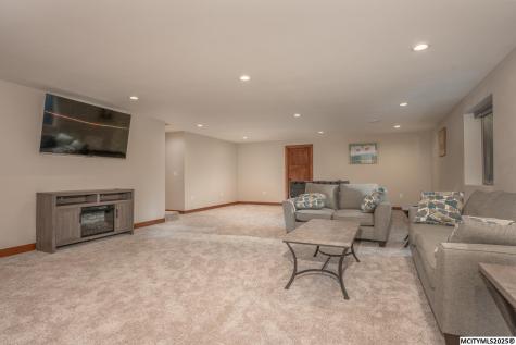 605 Bedford Street Clear Lake IA 50428