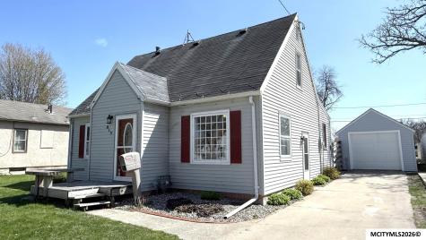 815 16th NE Mason City IA 50401