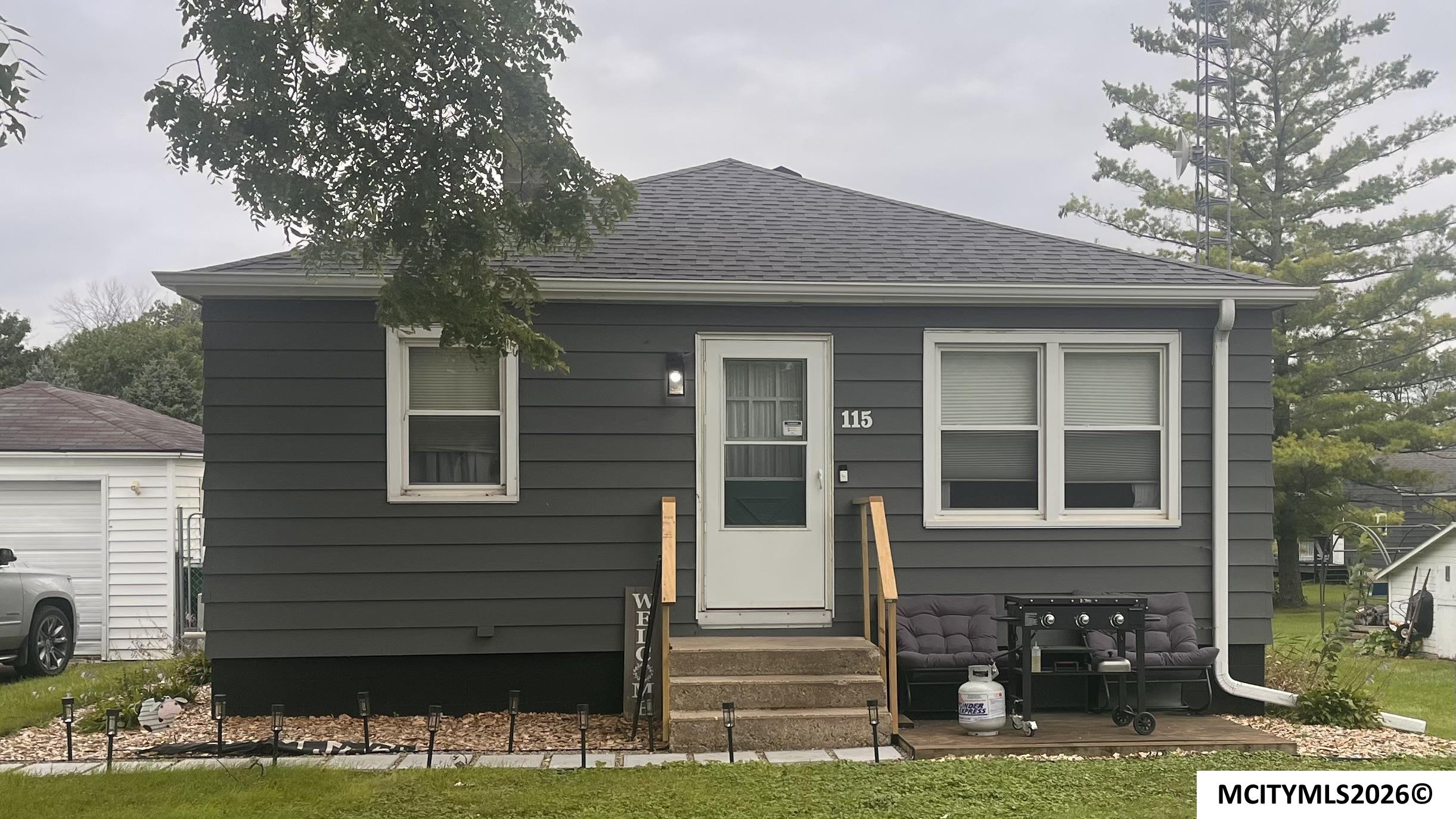 115 N 1st Street Rockwell IA 50469