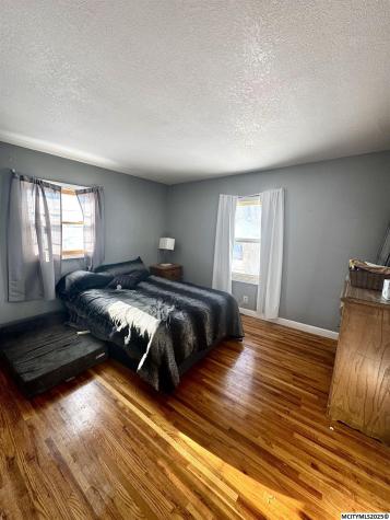 915 S Louisiana Mason City IA 50401